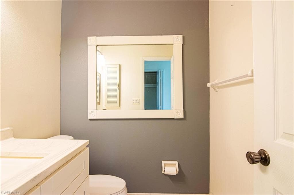 6984 Winkler RD, FORT MYERS FL 33919-23