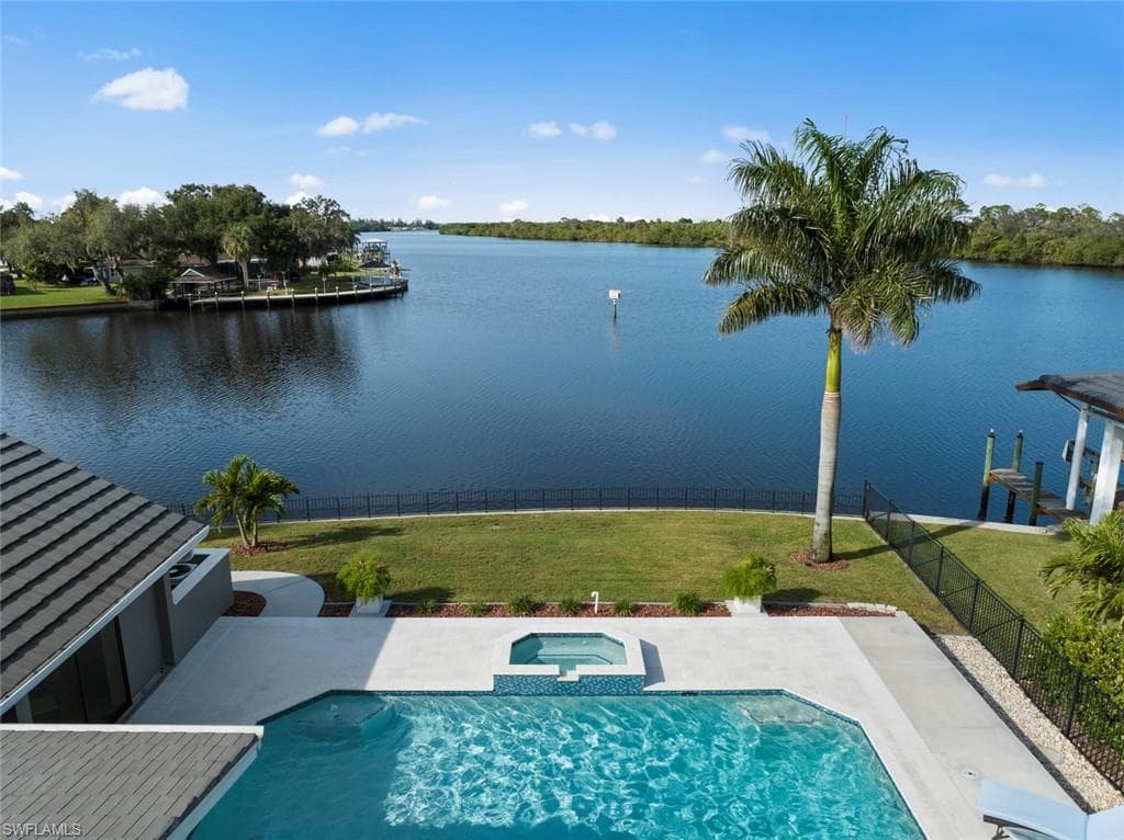 13896 River Forest DR, FORT MYERS FL 33905-45