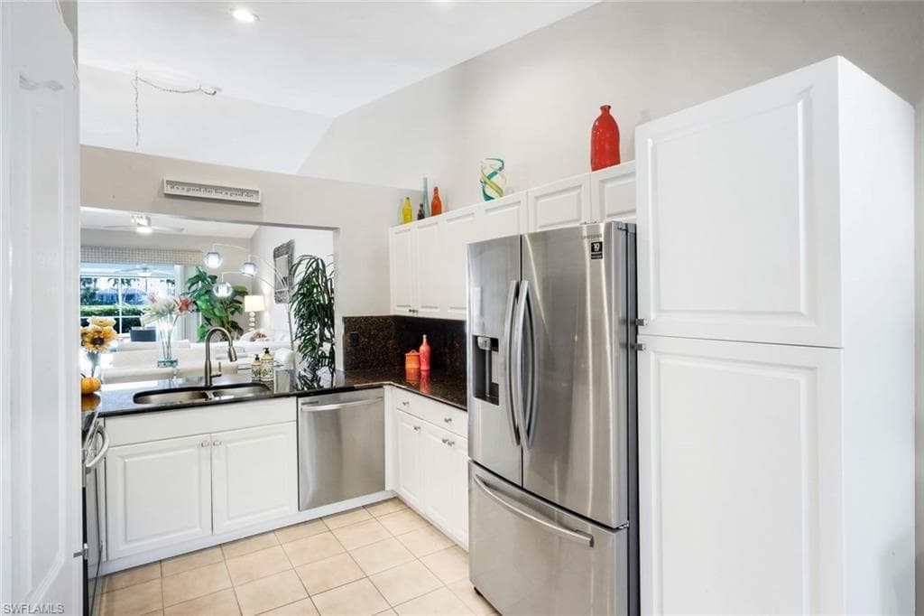 2150 Stacil CIR # 13, NAPLES FL 34109-12