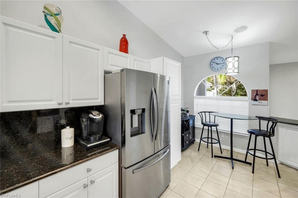 2150 Stacil CIR # 13, NAPLES FL 34109-15