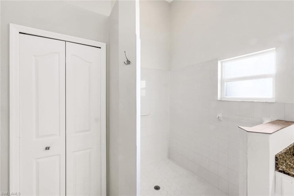 2150 Stacil CIR # 13, NAPLES FL 34109-21