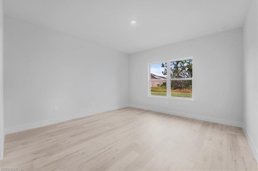 4913 San Ignacio DR, SEBRING FL 33872-24