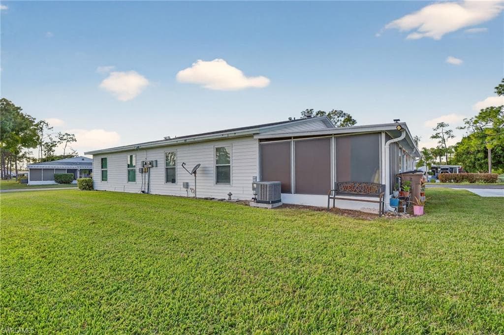 5 Pinewood BLVD, LEHIGH ACRES FL 33936-24