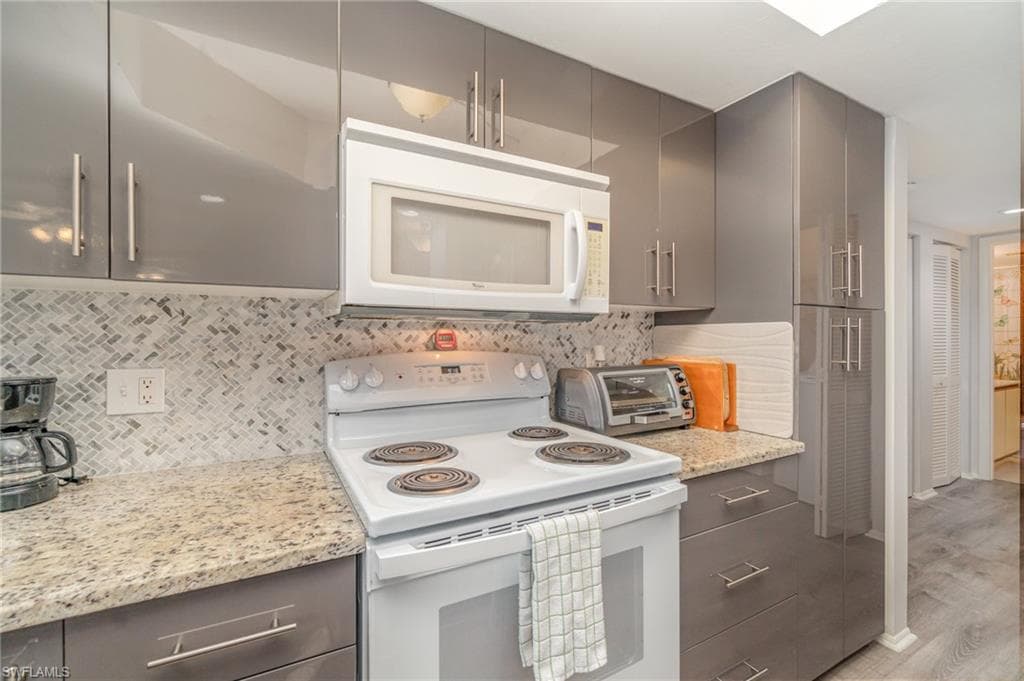 13391 Gateway DR # 113, FORT MYERS FL 33919-9