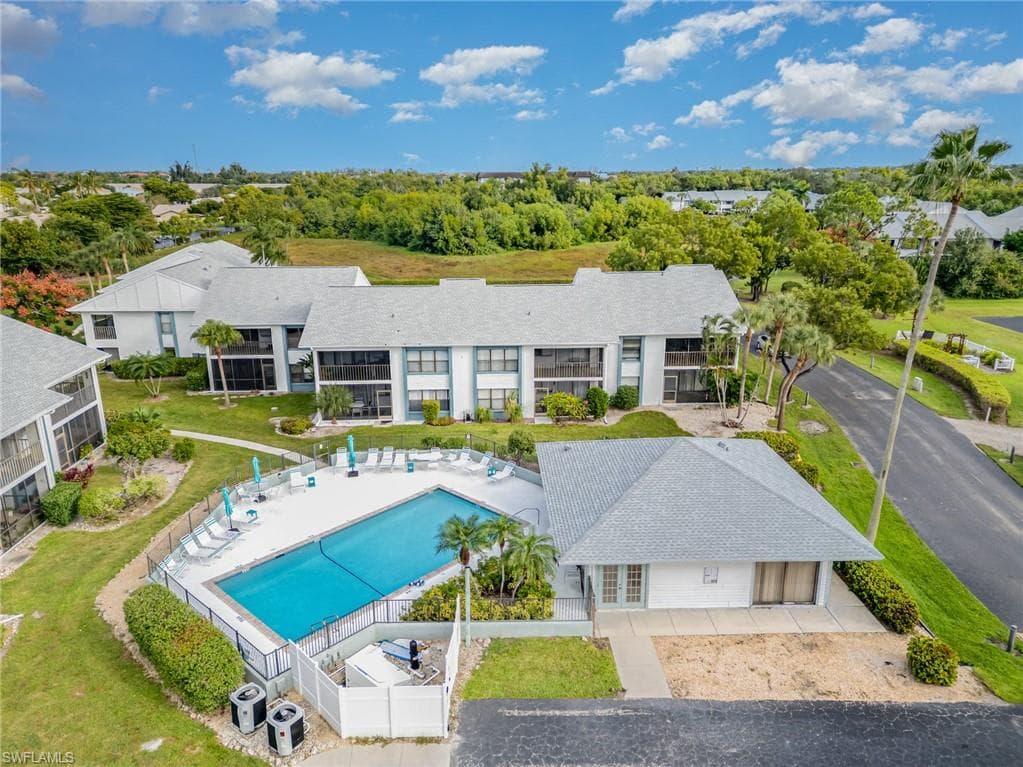 13391 Gateway DR # 113, FORT MYERS FL 33919-24