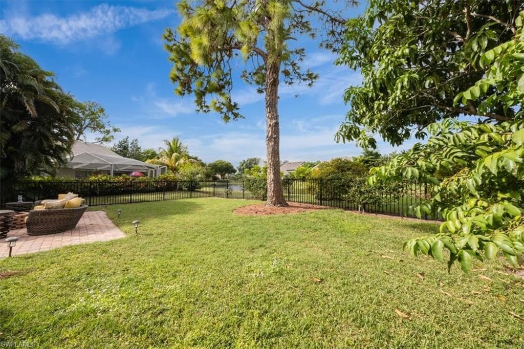 5131 Kristin CT, NAPLES FL 34105-17