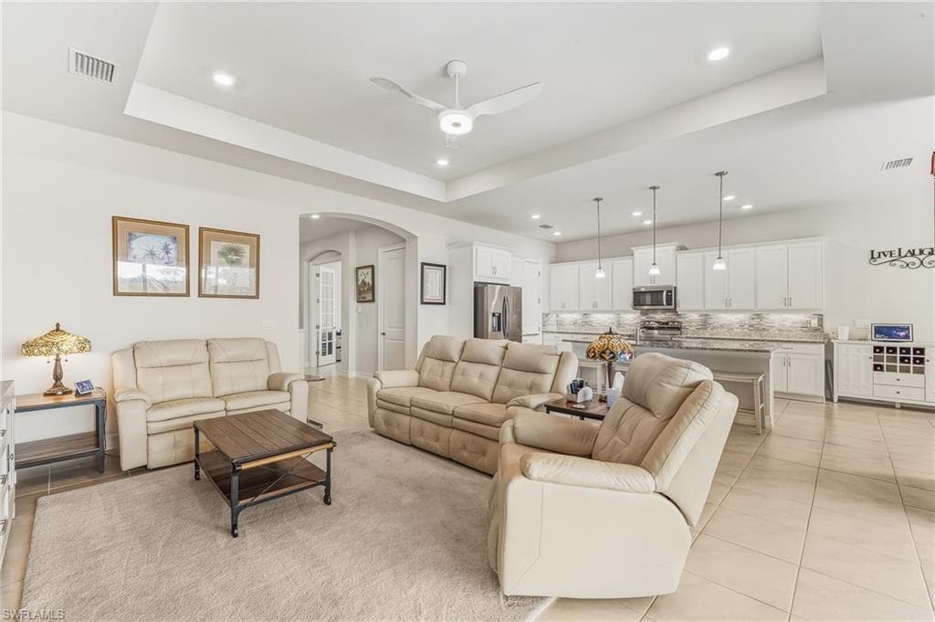 18184 Everson Miles CIR, NORTH FORT MYERS FL 33917-5