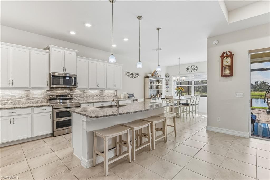 18184 Everson Miles CIR, NORTH FORT MYERS FL 33917-7