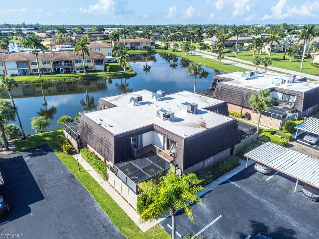 124 Lake Point LN # 2B, NAPLES FL 34112-36