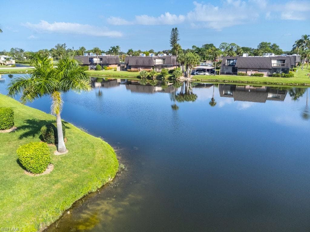 124 Lake Point LN # 2B, NAPLES FL 34112-34