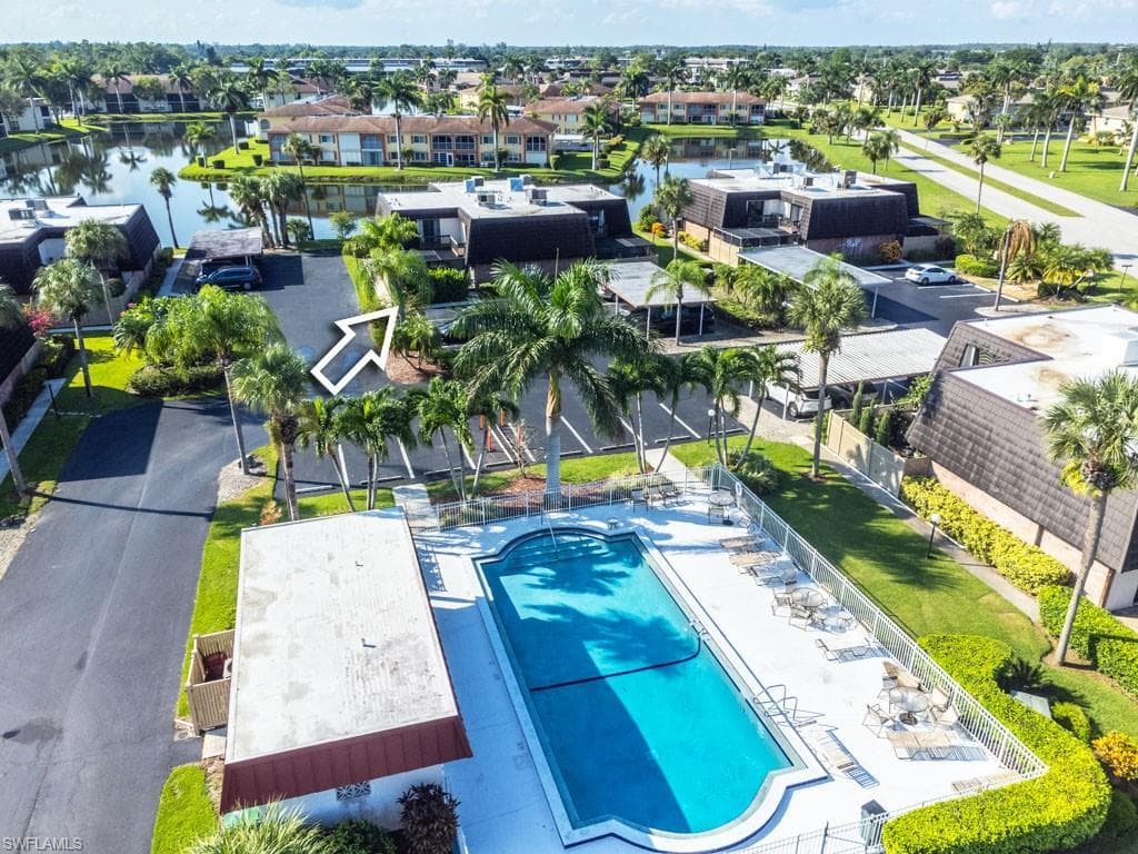 124 Lake Point LN # 2B, NAPLES FL 34112-30