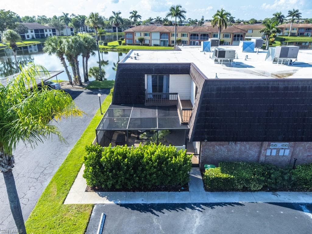 124 Lake Point LN # 2B, NAPLES FL 34112-38