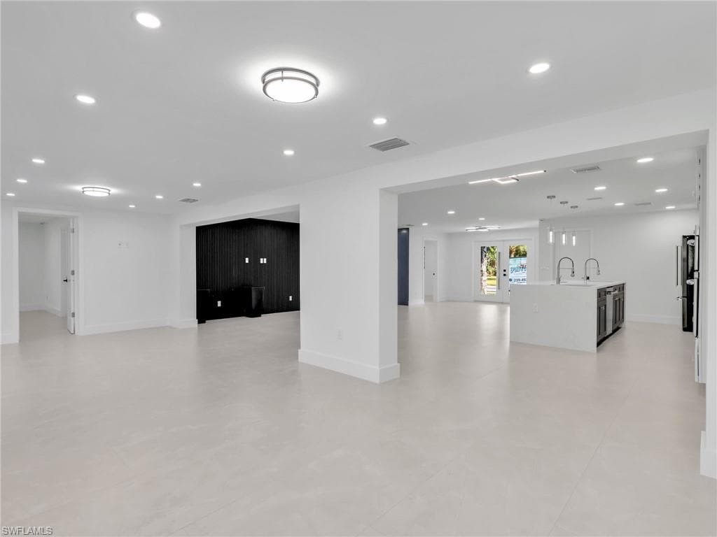 1365 Kingswood CT, FORT MYERS FL 33919-14