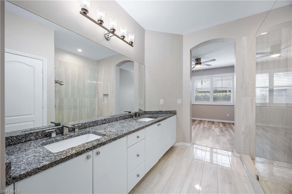 9342 Lake Abby LN, BONITA SPRINGS FL 34135-8