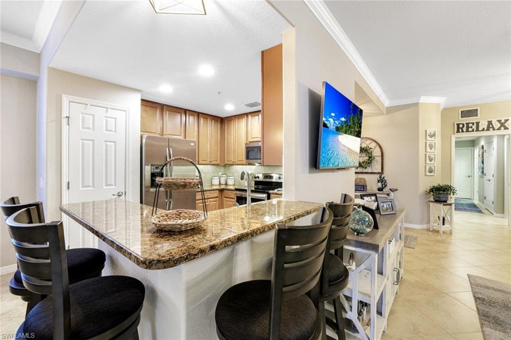 7878 Clemson ST # 102, NAPLES FL 34104-4