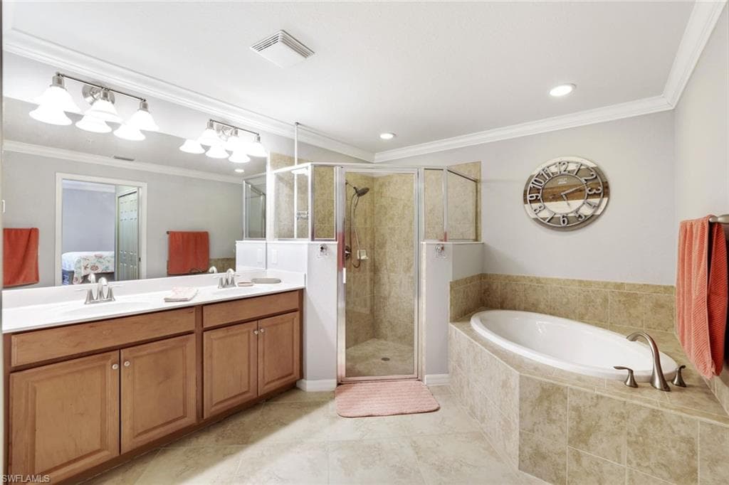 7878 Clemson ST # 102, NAPLES FL 34104-9