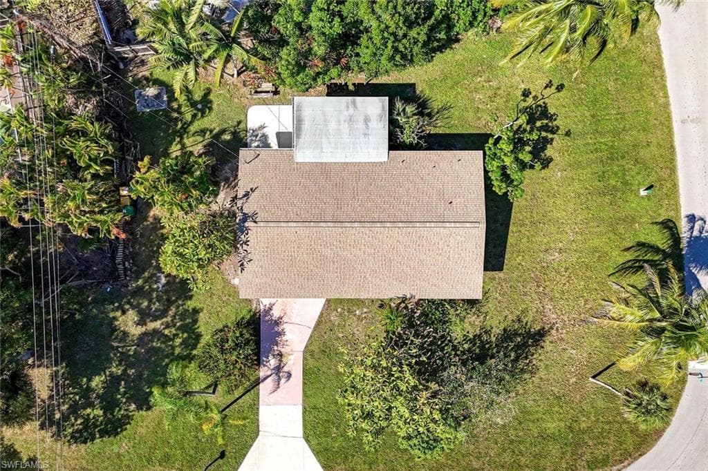 4862 Catalina DR, NAPLES FL 34112-5