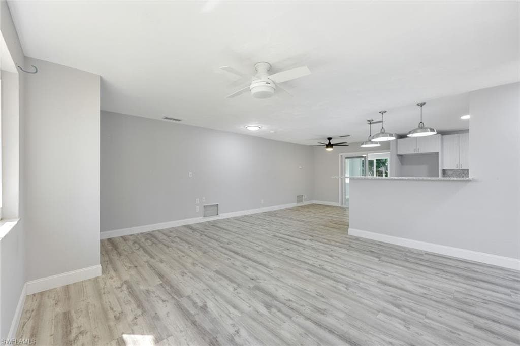 4862 Catalina DR, NAPLES FL 34112-10