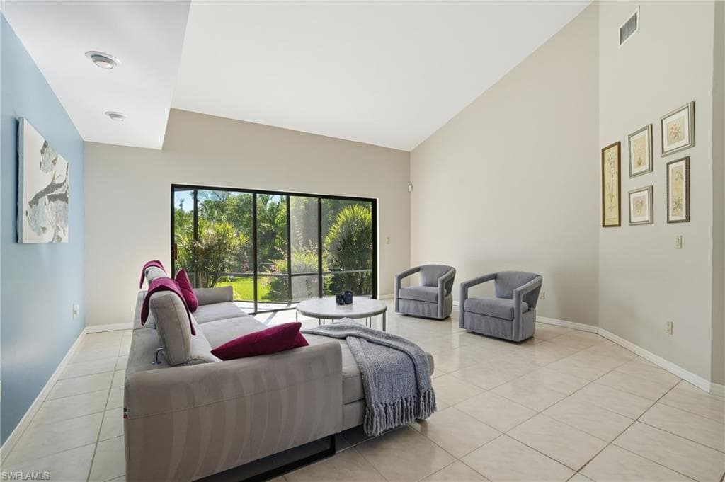 7245 Hendry Creek DR, FORT MYERS FL 33908-16