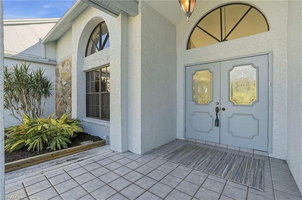 7245 Hendry Creek DR, FORT MYERS FL 33908-7
