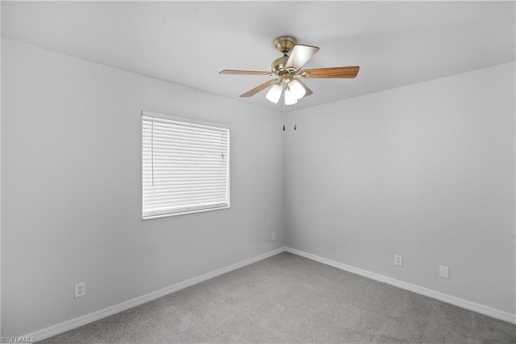 9656 Roundstone CIR, FORT MYERS FL 33967-21