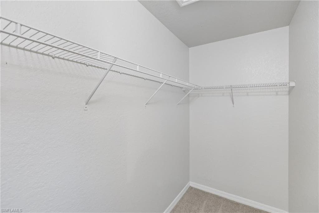 9656 Roundstone CIR, FORT MYERS FL 33967-26