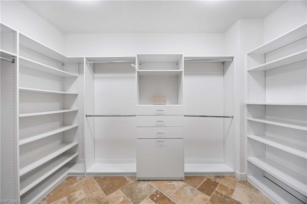 1060 Borghese LN # 701, NAPLES FL 34114-26