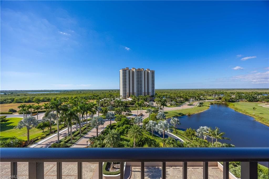 1060 Borghese LN # 701, NAPLES FL 34114-35