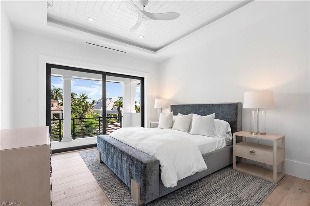 2231 Forrest LN, NAPLES FL 34102-35