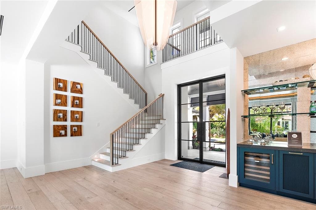 2231 Forrest LN, NAPLES FL 34102-31