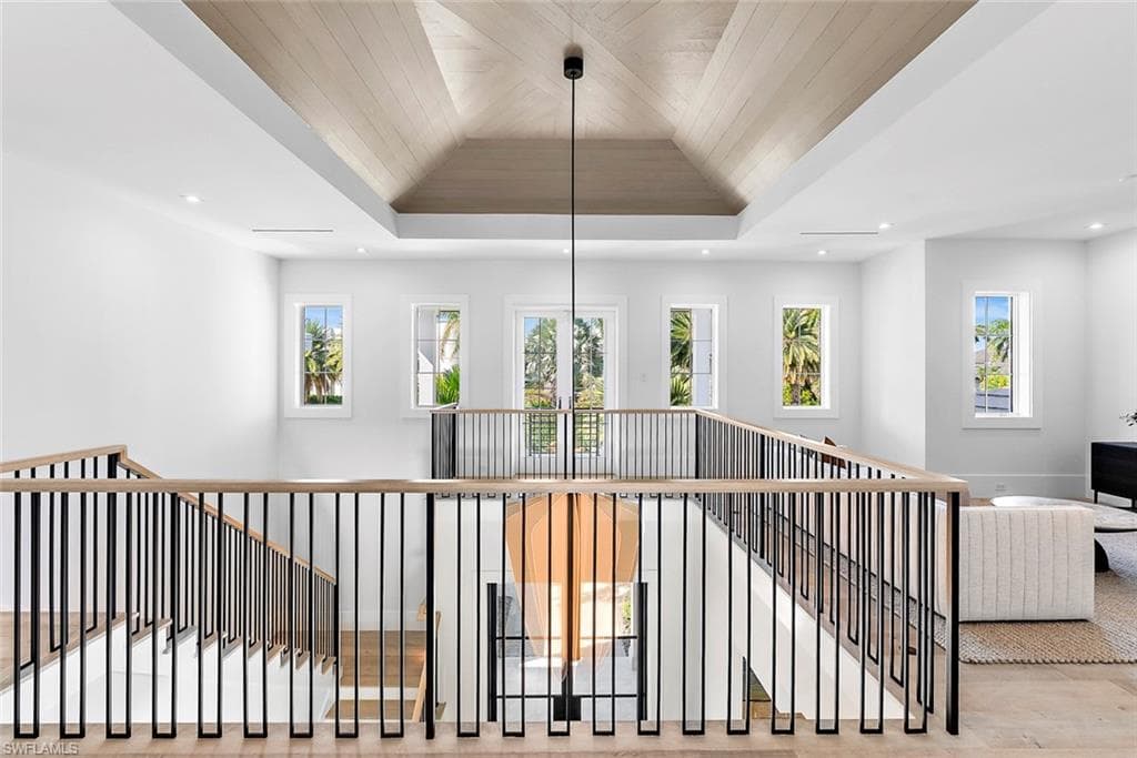 2231 Forrest LN, NAPLES FL 34102-33