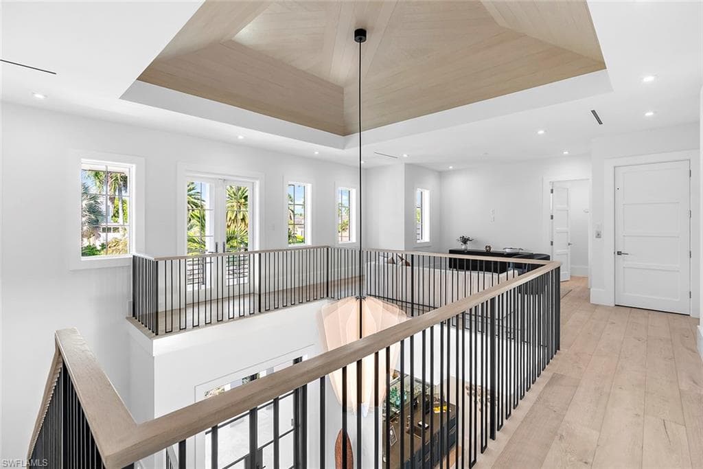 2231 Forrest LN, NAPLES FL 34102-32