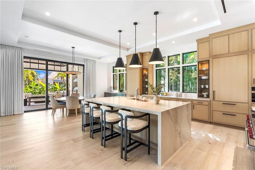2231 Forrest LN, NAPLES FL 34102-13