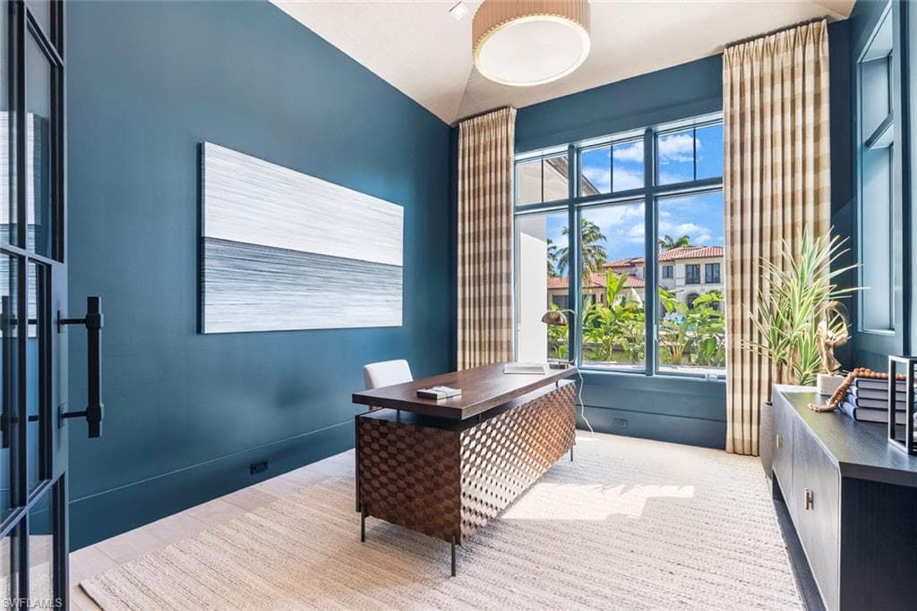 2231 Forrest LN, NAPLES FL 34102-18