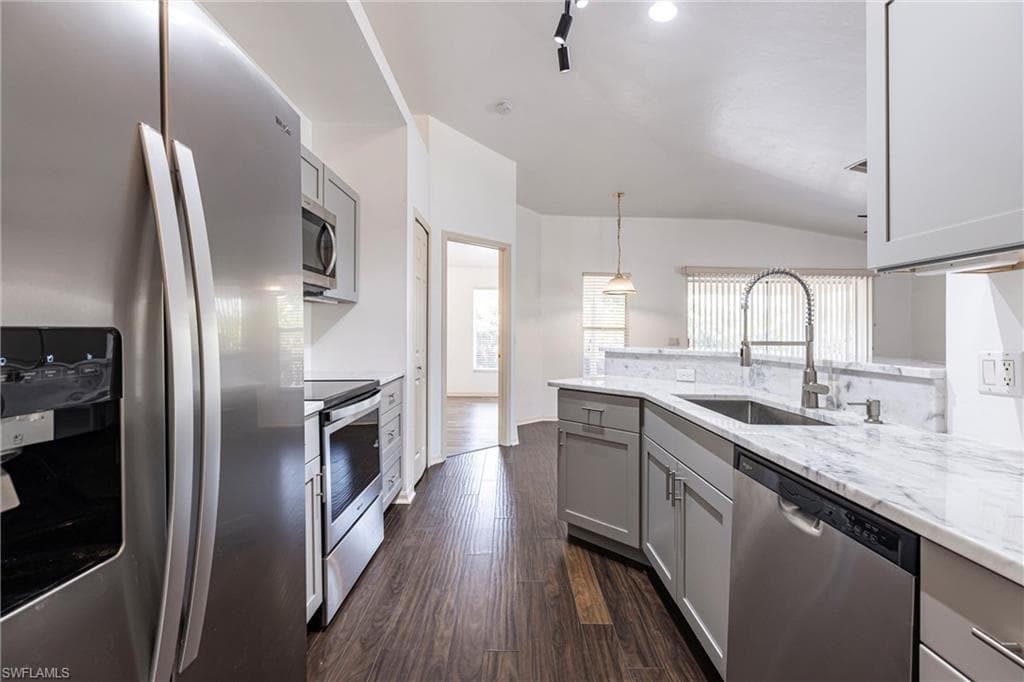 497 Bethany Village CIR, LEHIGH ACRES FL 33936-3