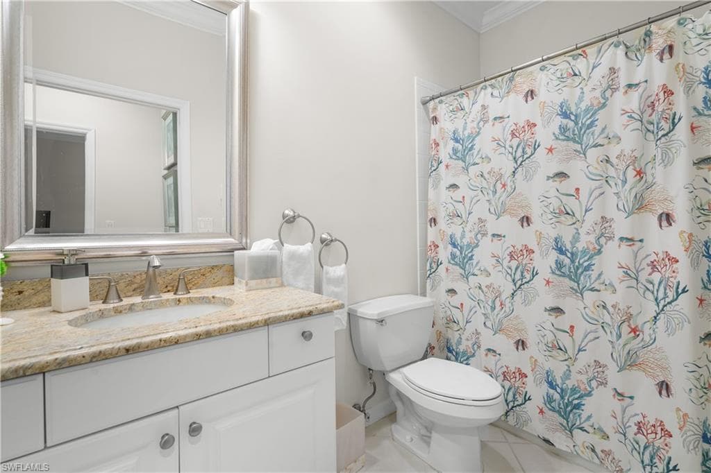 1540 Clermont DR # F403, NAPLES FL 34109-19