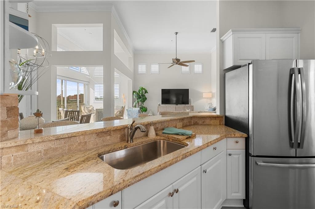 1540 Clermont DR # F403, NAPLES FL 34109-8