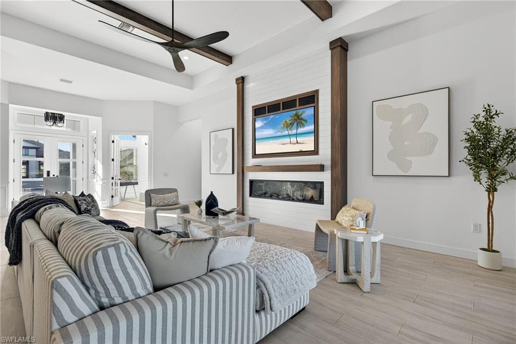 15428 Turin DR-16