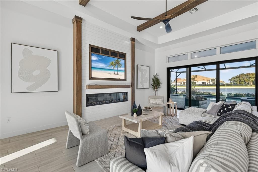 15428 Turin DR-15