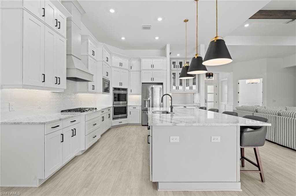 15428 Turin DR-11