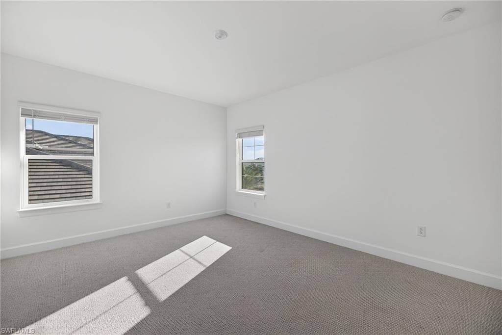15428 Turin DR-35
