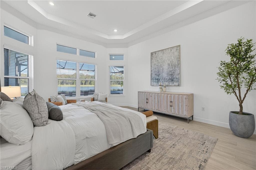 15428 Turin DR-23