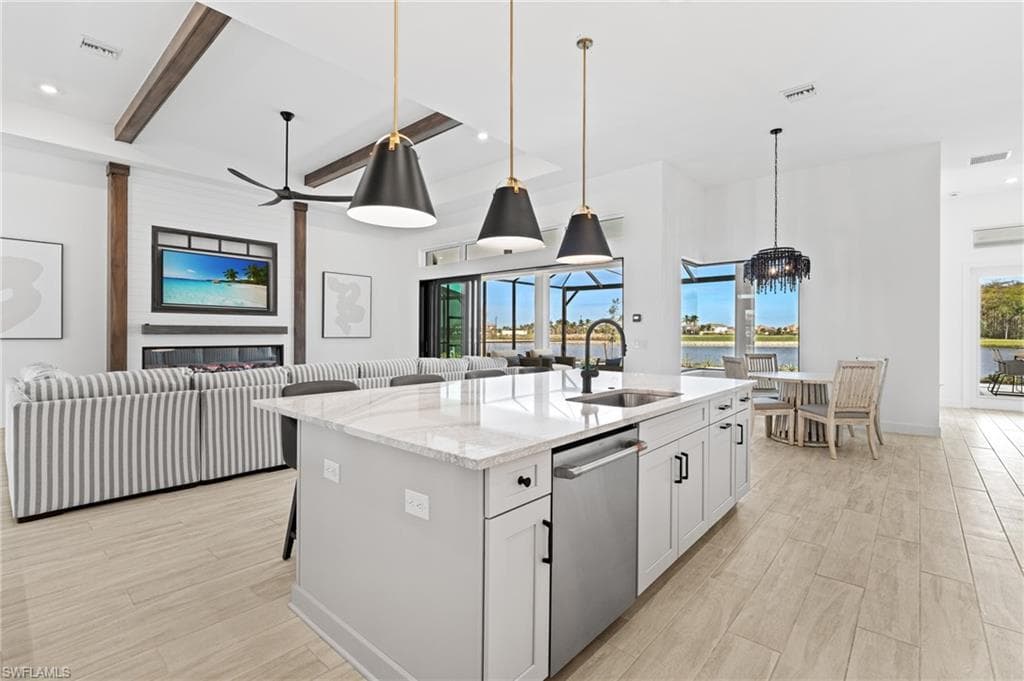 15428 Turin DR-13