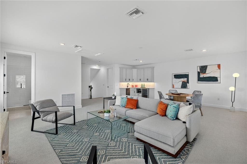 15428 Turin DR-39