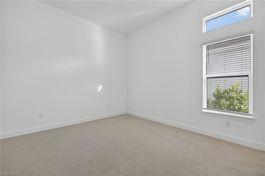 15428 Turin DR-34