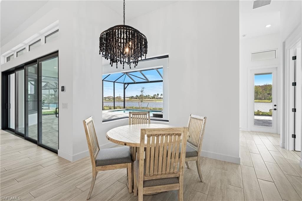 15428 Turin DR-20