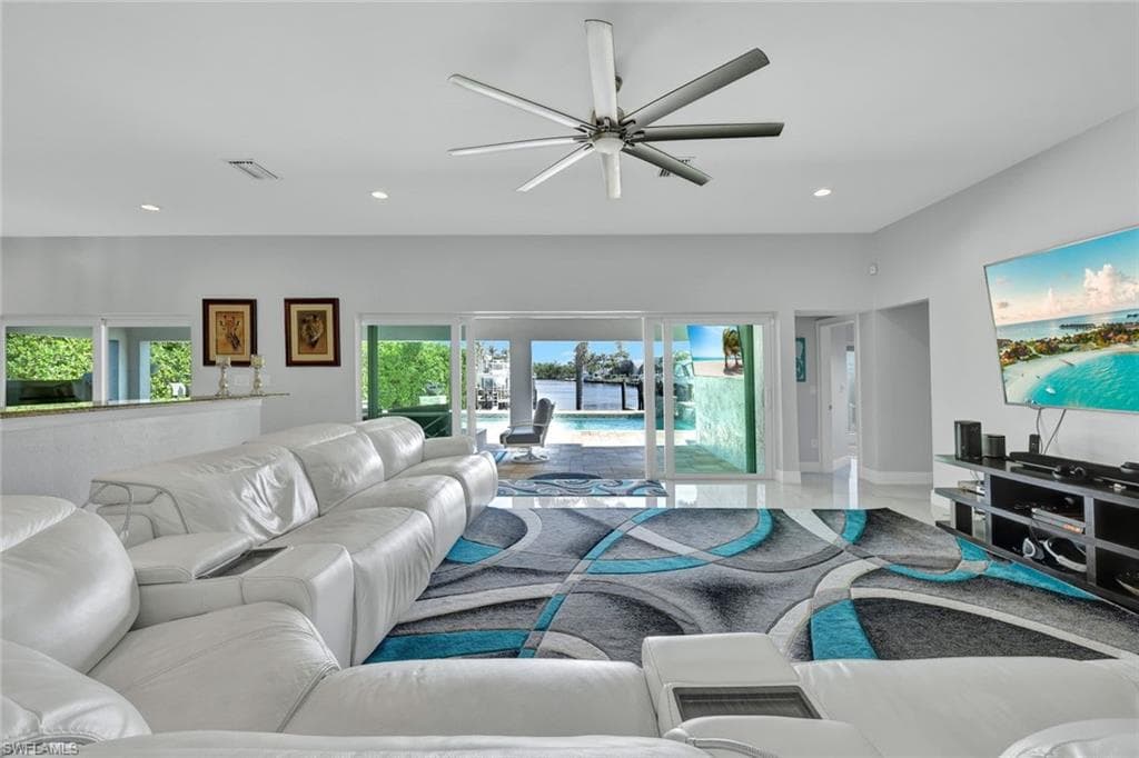 6448 Griffin BLVD-8