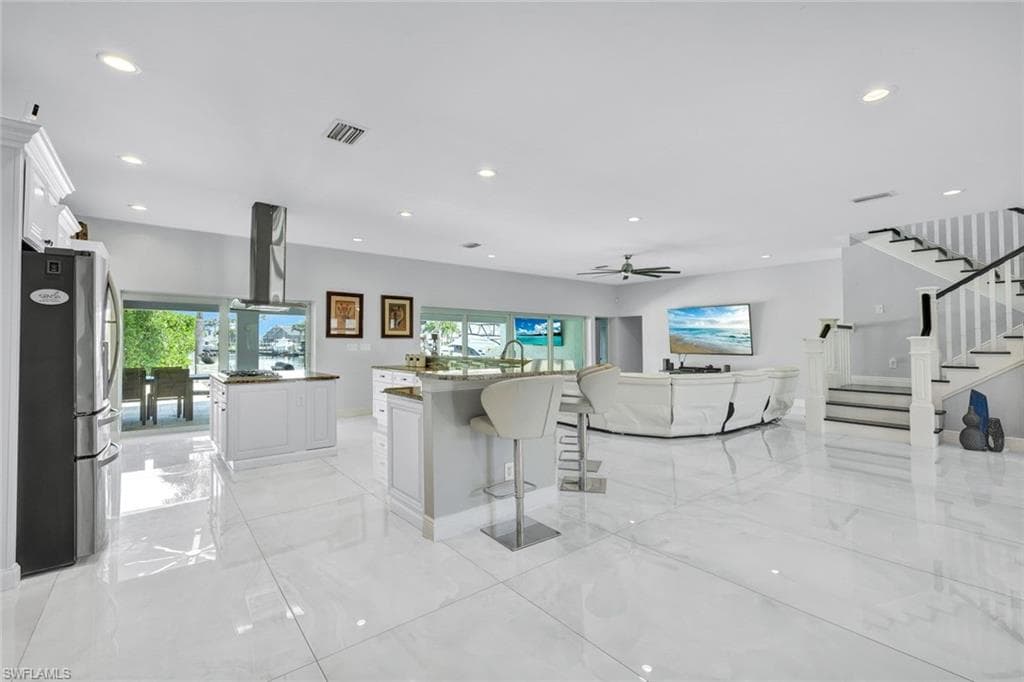 6448 Griffin BLVD-13