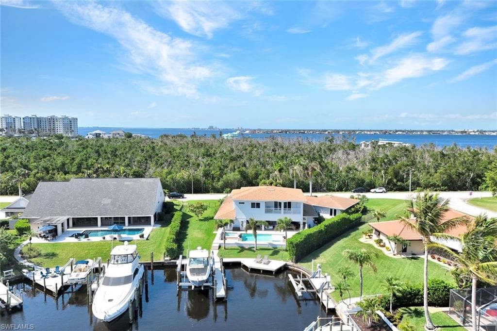 6448 Griffin BLVD-43