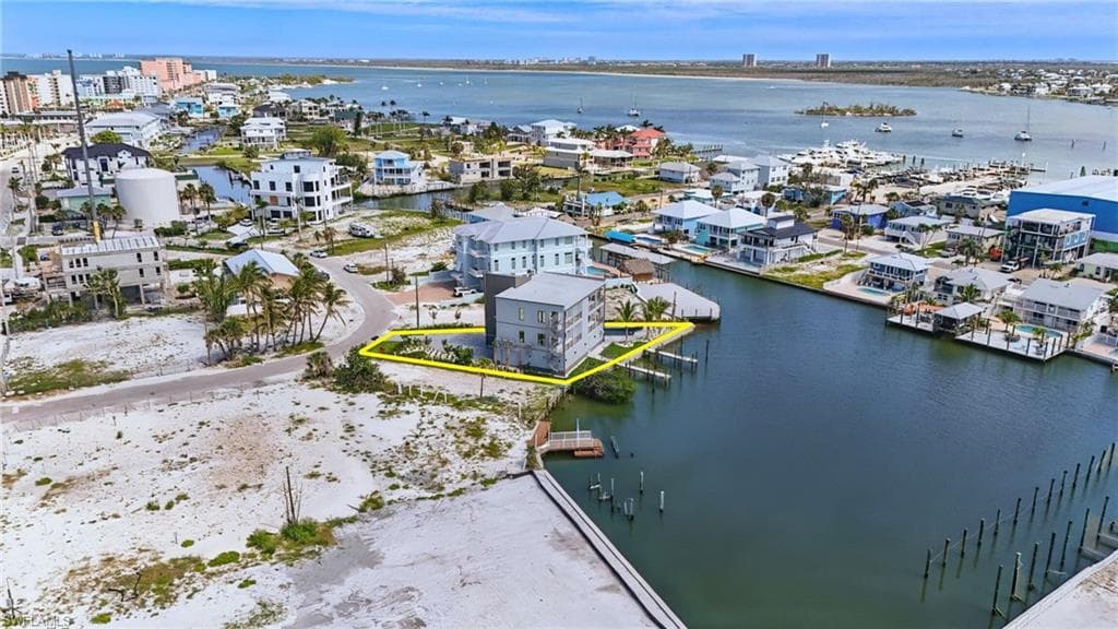 855 Lagoon ST # 3, FORT MYERS BEACH FL 33931-44